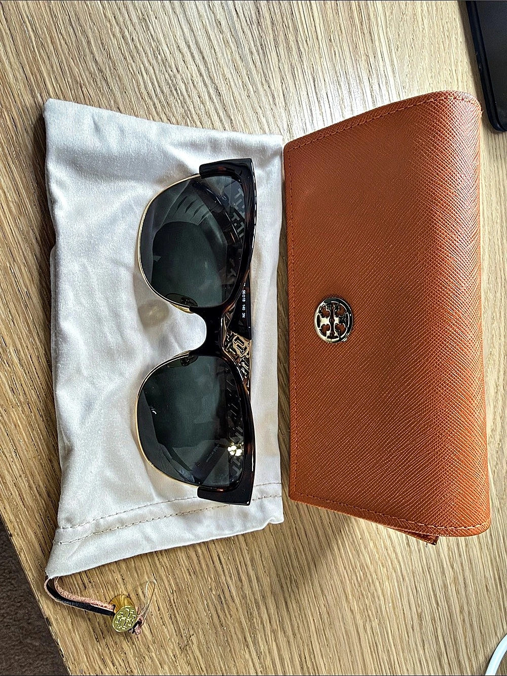 Tory Burch Miller Oversized Square Sunglasses Brown & Gold